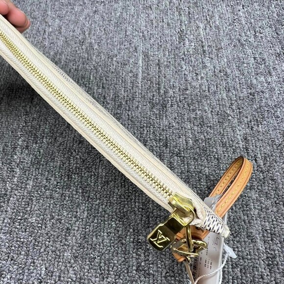 100% Authentic Louis Vuitton Neverfull White Damier Azur Canvas Clutch Bag - Picture 7 of 12